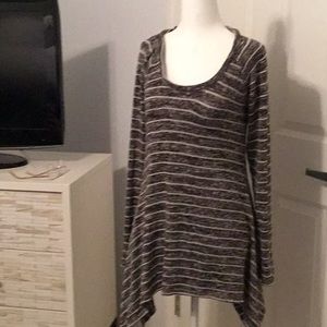 Beautiful tunic style top